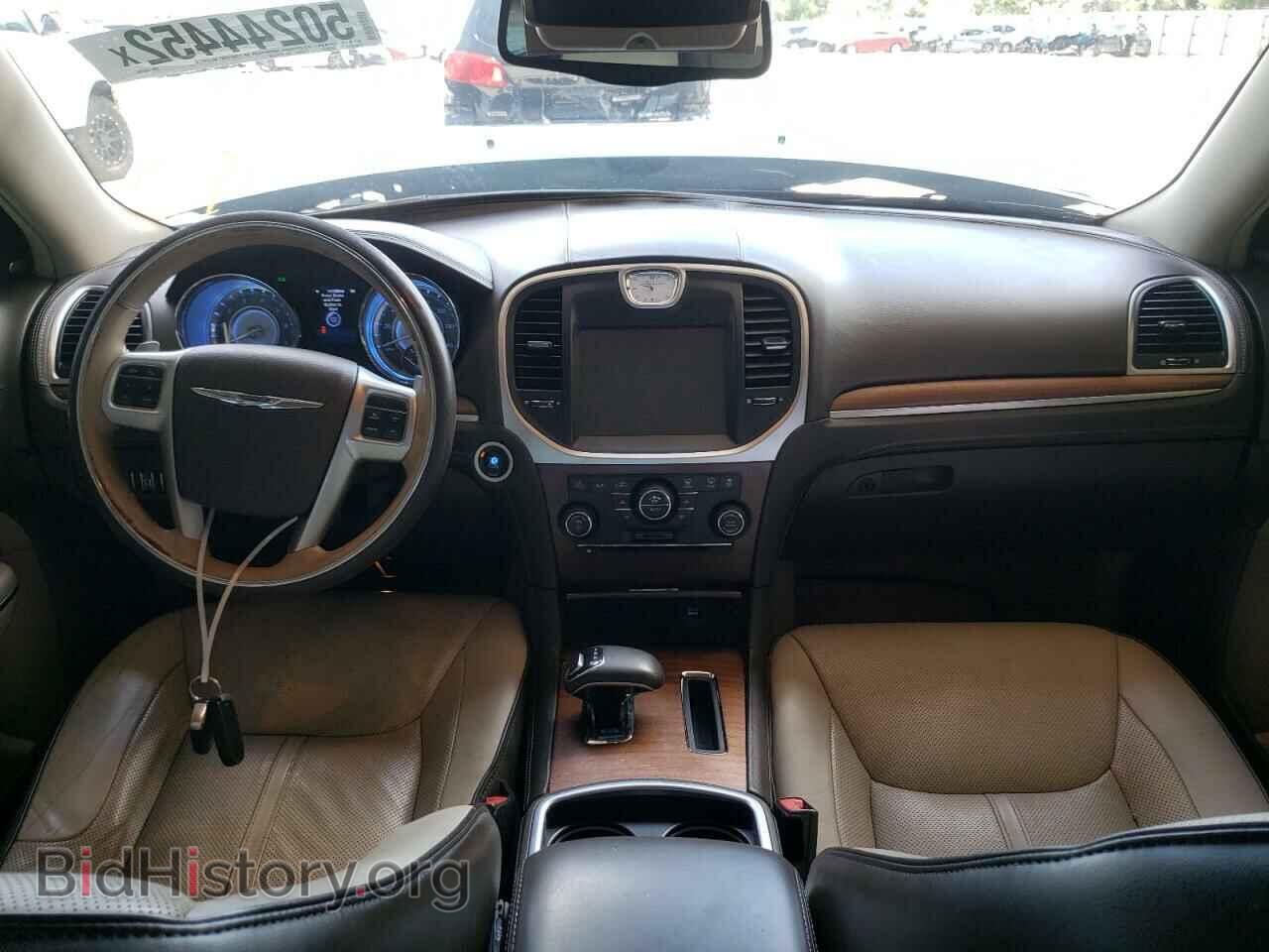 2012 CHRYSLER 300 - VIN: 2C3CCACG2CH232784 - Фото 9