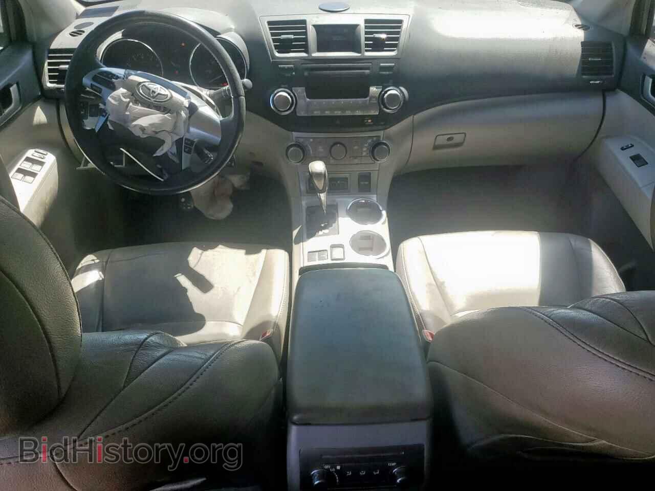 2012 TOYOTA HIGHLANDER - VIN: 5TDZK3EH6CS050582 - Фото 8
