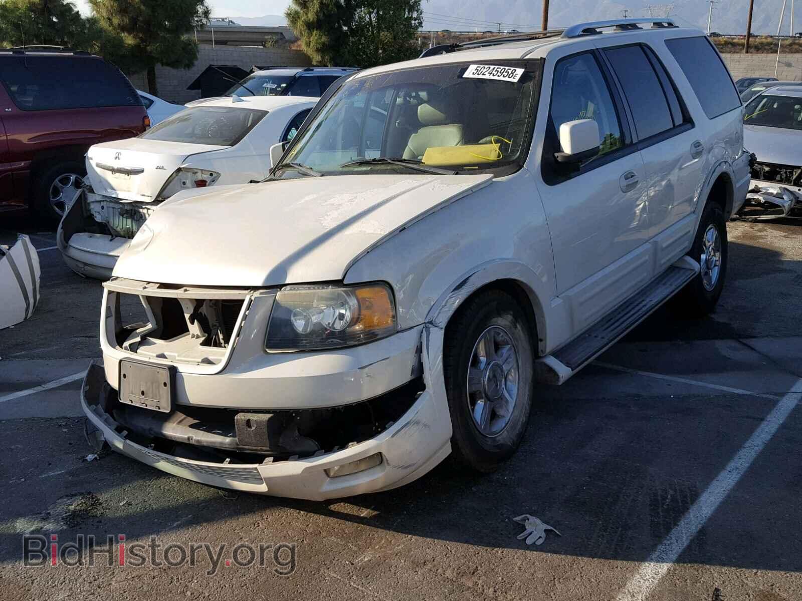 2005 FORD EXPEDITION - VIN: 1FMFU19575LB10502 - Фото 2
