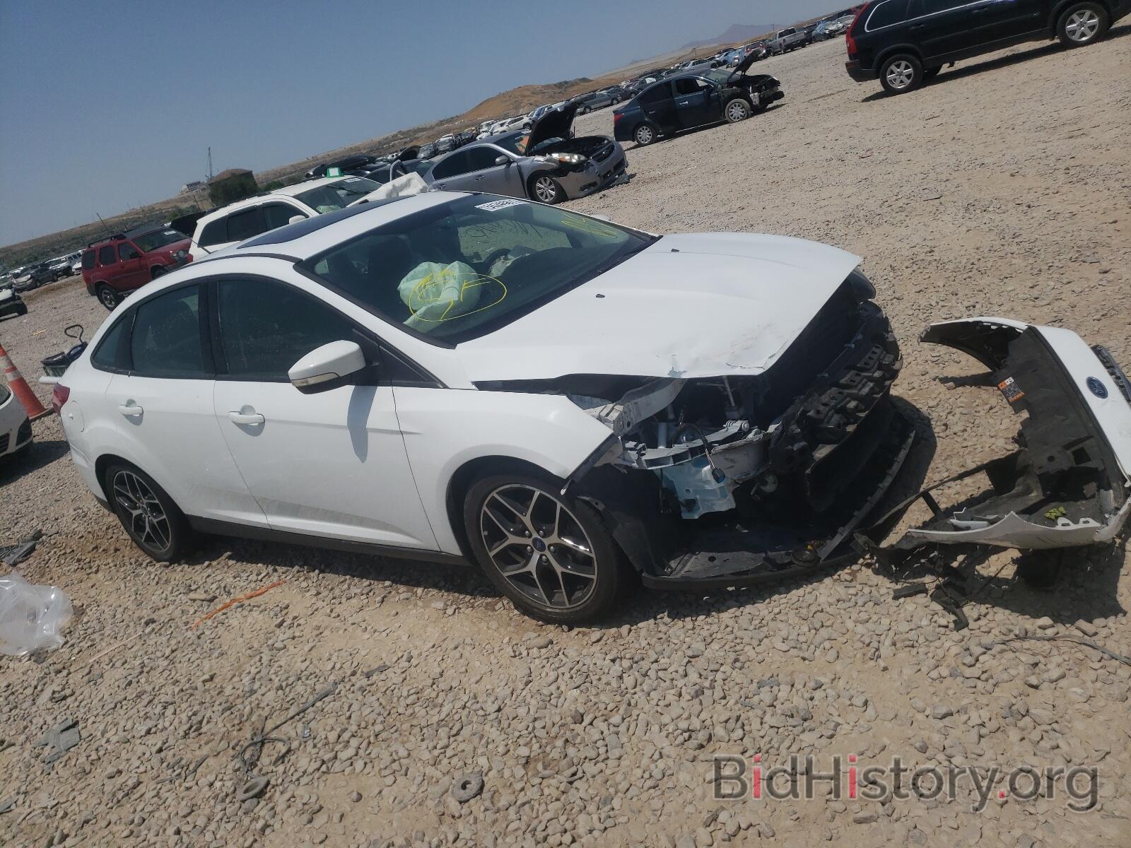 Photo 1FADP3H24HL247719 - FORD FOCUS 2017