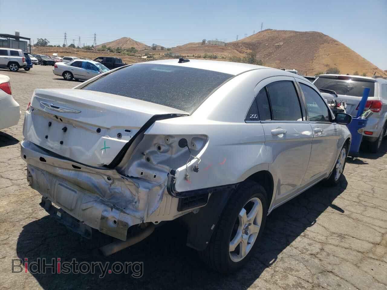 2012 CHRYSLER 200 - VIN: 1C3CCBAB7CN158797 - Фото 4