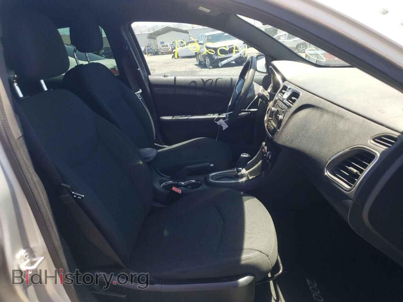 2012 CHRYSLER 200 - VIN: 1C3CCBAB7CN158797 - Фото 5