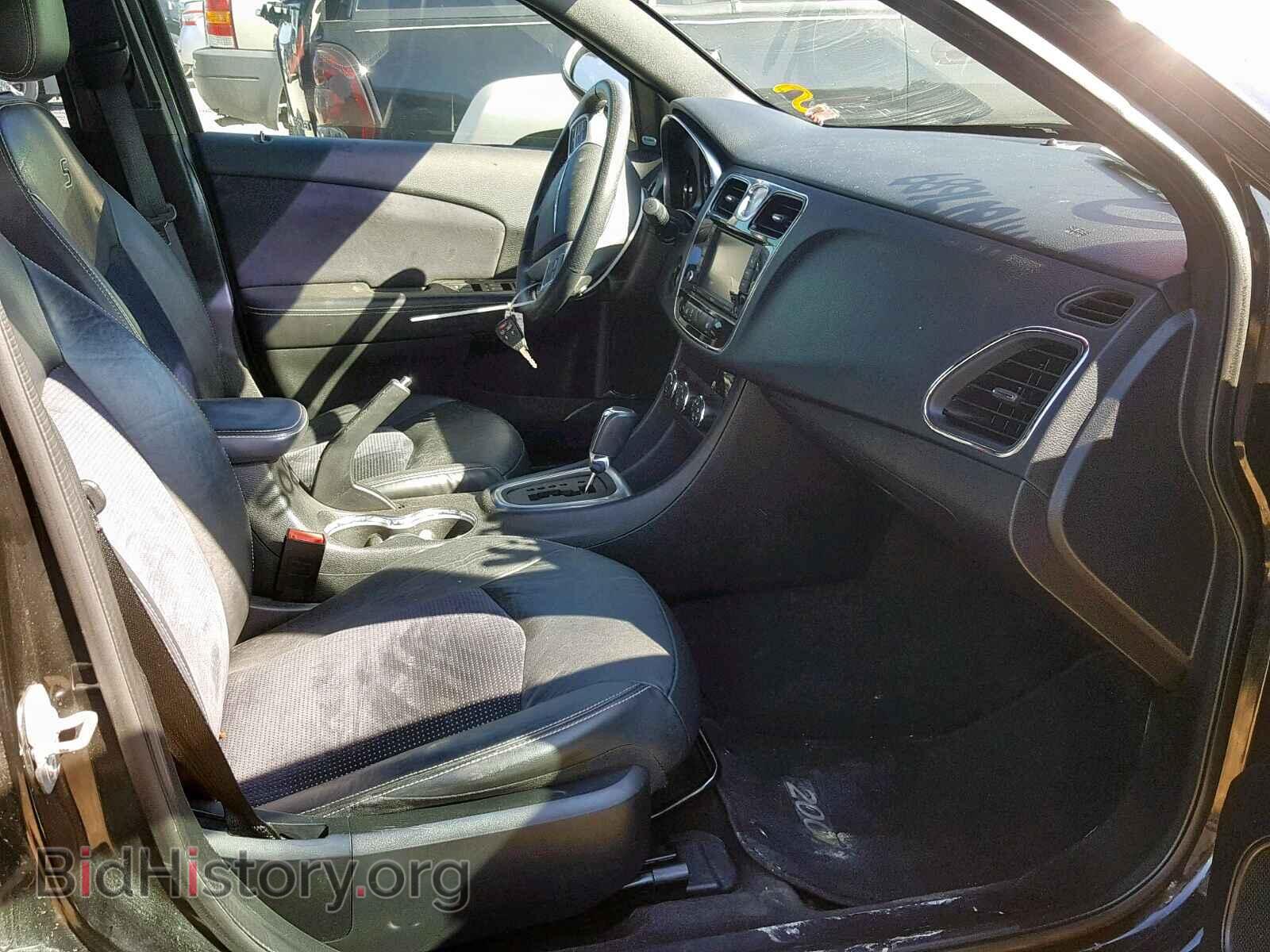 2012 CHRYSLER 200 - VIN: 1C3CCBHG2CN217689 - Фото 5