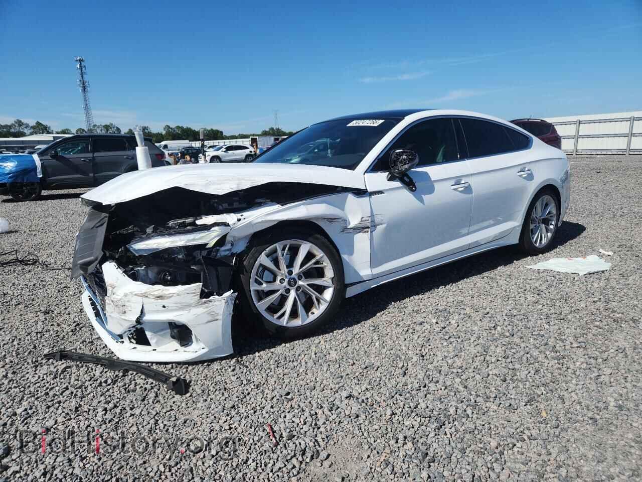 Фотография WAUCBCF57NA033622 - AUDI A5 2022