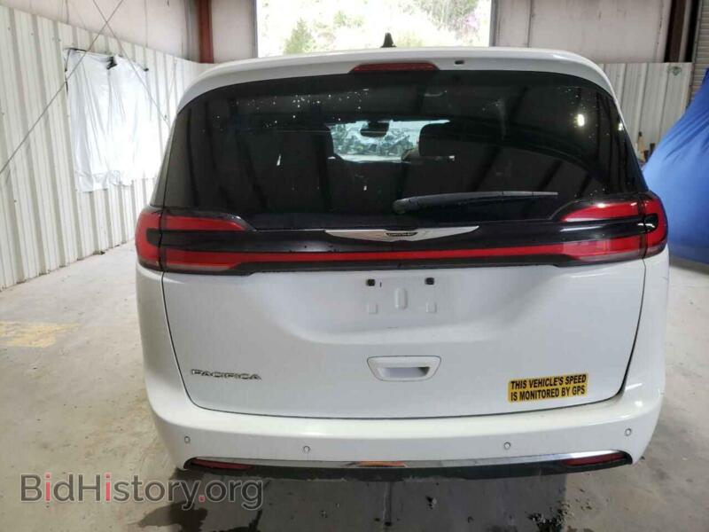2023 Chrysler PACIFICA (VIN 2C4RC1FG6PR590438) — photo 6 of 13