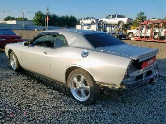 2010 DODGE CHALLENGER - VIN: 2B3CJ5DTXAH212558 - Photo 3