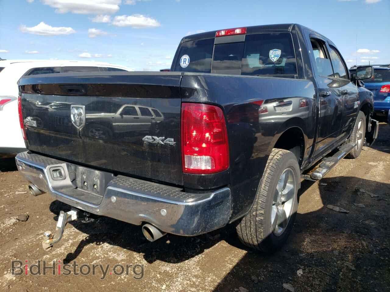 2017 RAM 1500 - VIN: 3C6RR7LT2HG735055 - Фото 3