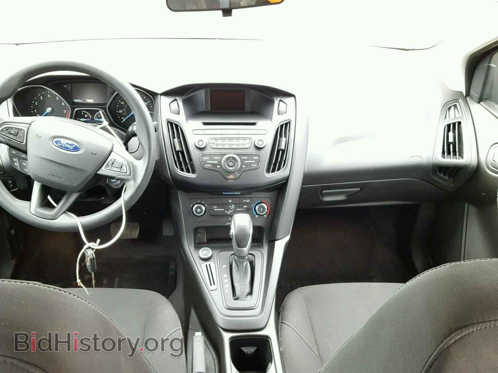 2016 FORD FOCUS - VIN: 1FADP3F22GL309426 - Photo 9