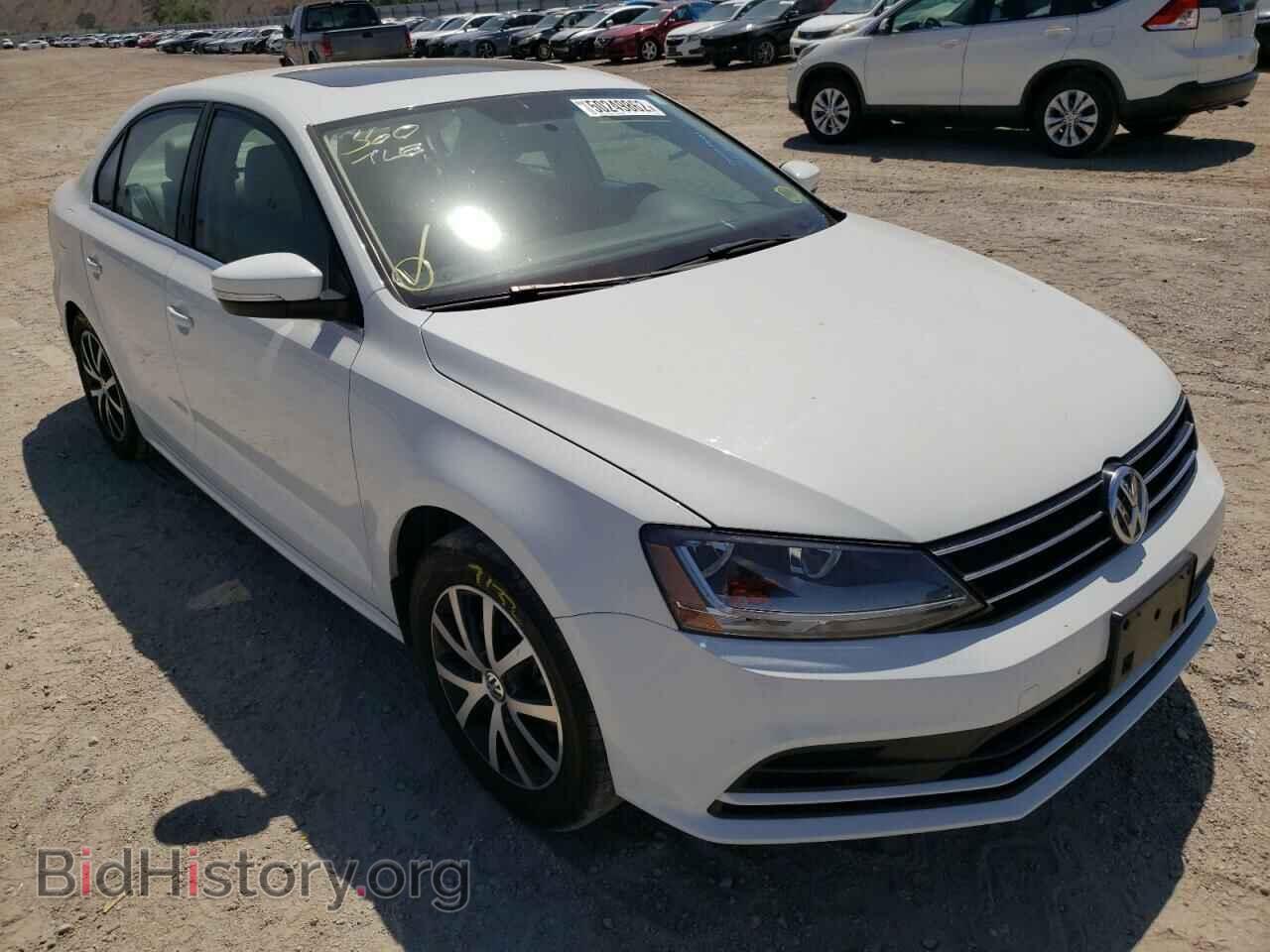 Фотография 3VWDB7AJ4HM264890 - VOLKSWAGEN JETTA 2017