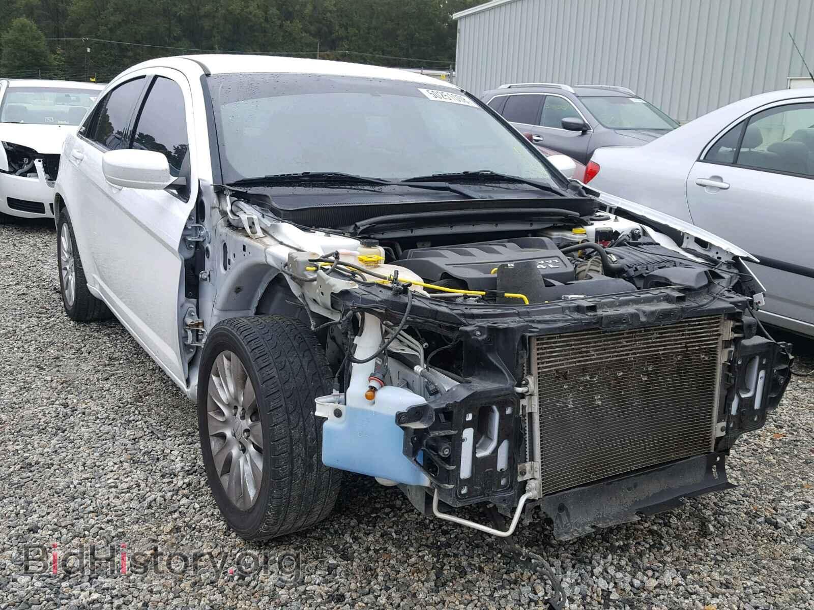 Фотография 1C3CCBABXDN733928 - CHRYSLER 200 2013