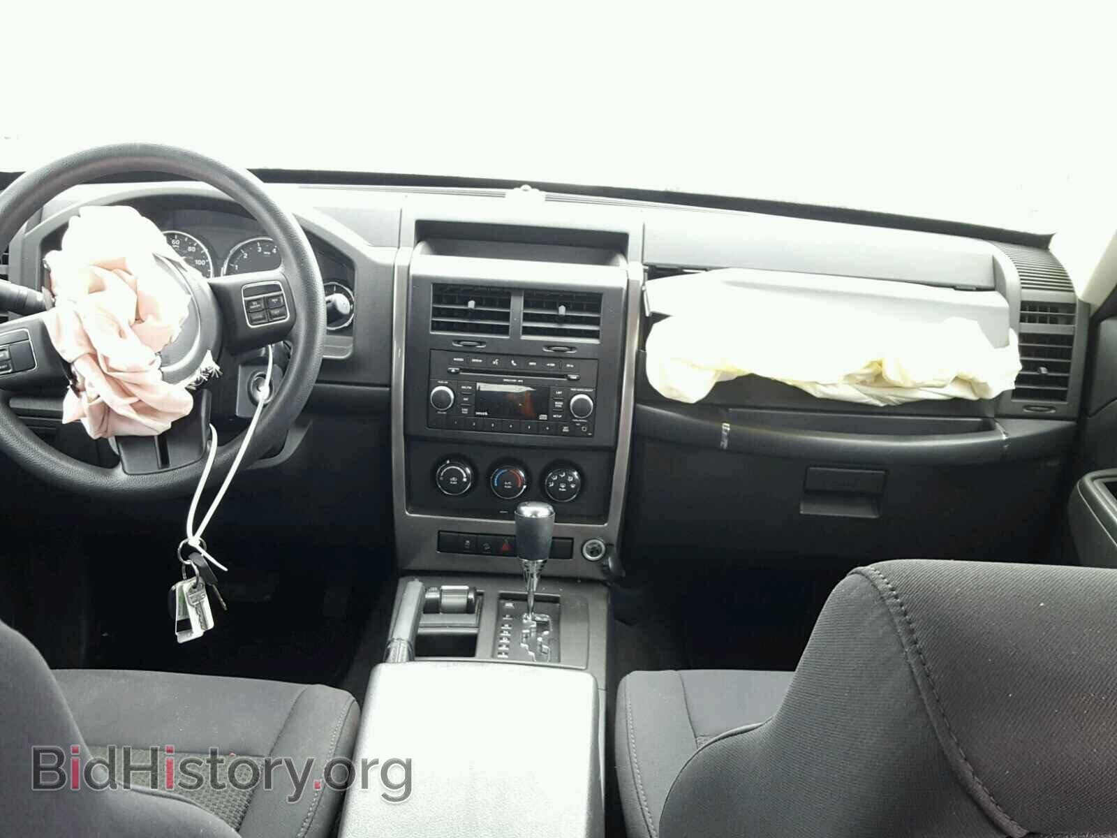 2011 JEEP LIBERTY - VIN: 1J4PN2GK0BW570237 - Фото 9