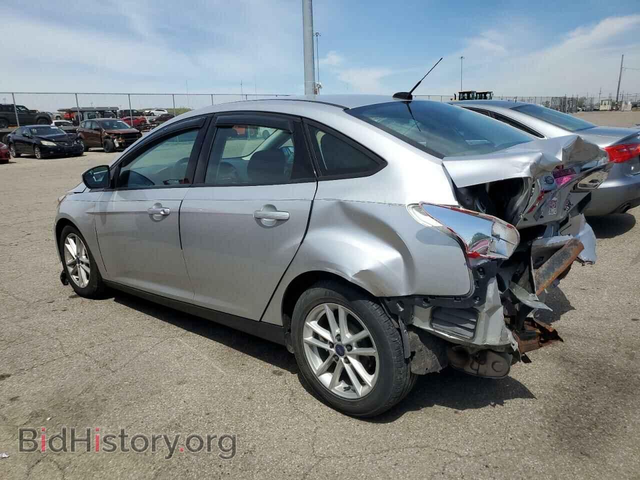 2016 FORD FOCUS - VIN: 1FADP3F2XGL348300 - Фото 2