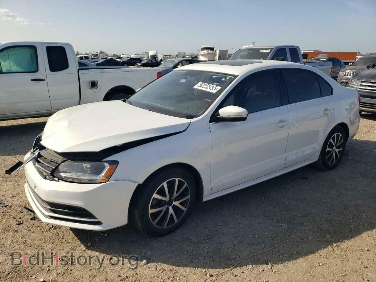 Фотография 3VWDB7AJ1HM329159 - VOLKSWAGEN JETTA 2017