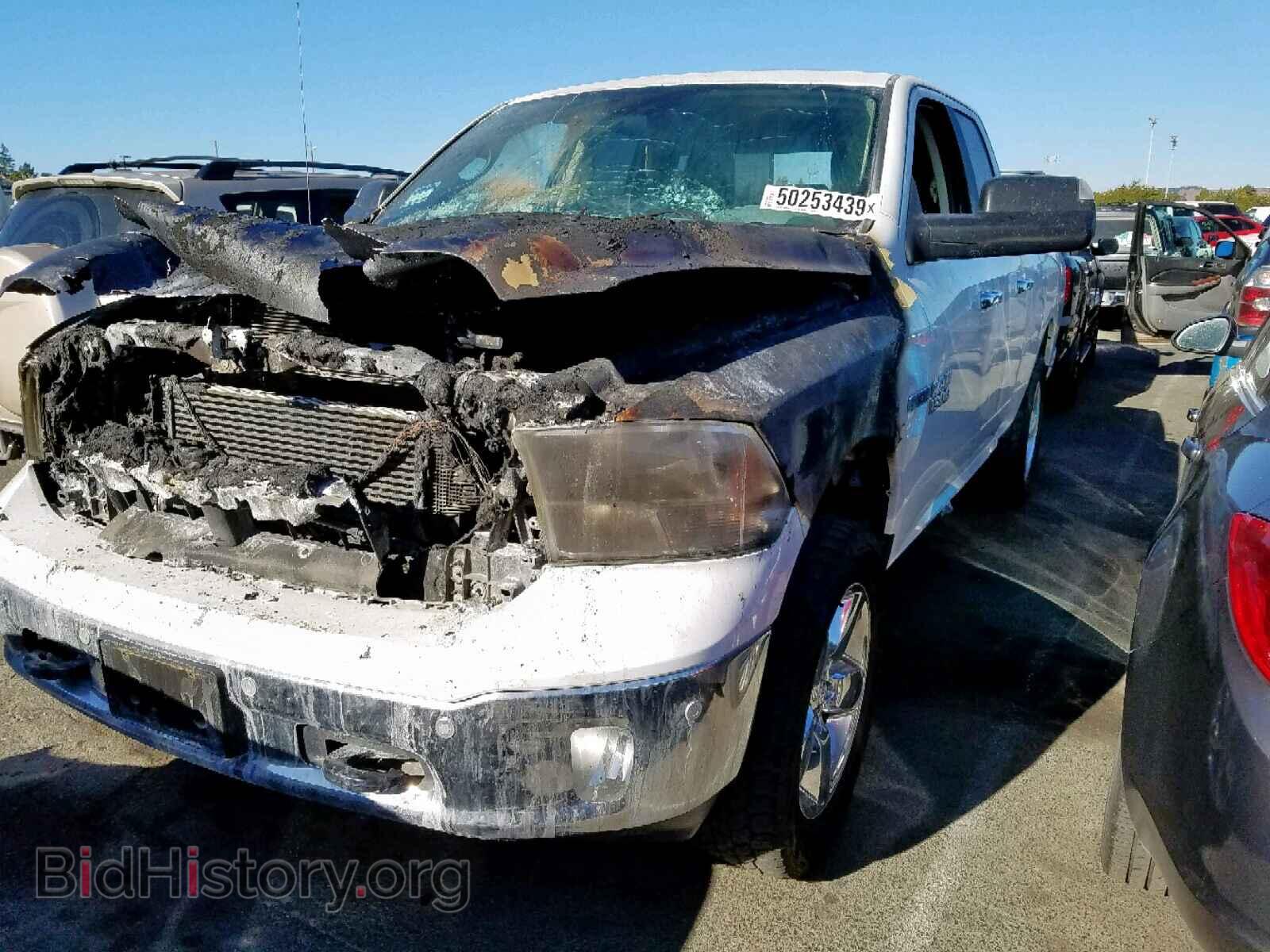 2015 RAM 1500 SLT - VIN: 1C6RR7GM2FS636034 - Фото 2