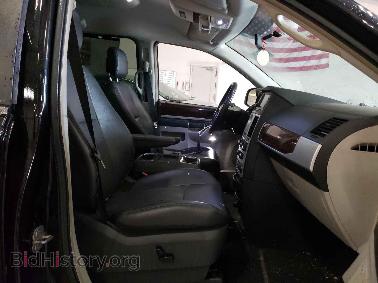 2010 CHRYSLER MINIVAN - VIN: 2A4RR8D19AR502375 - Фото 5