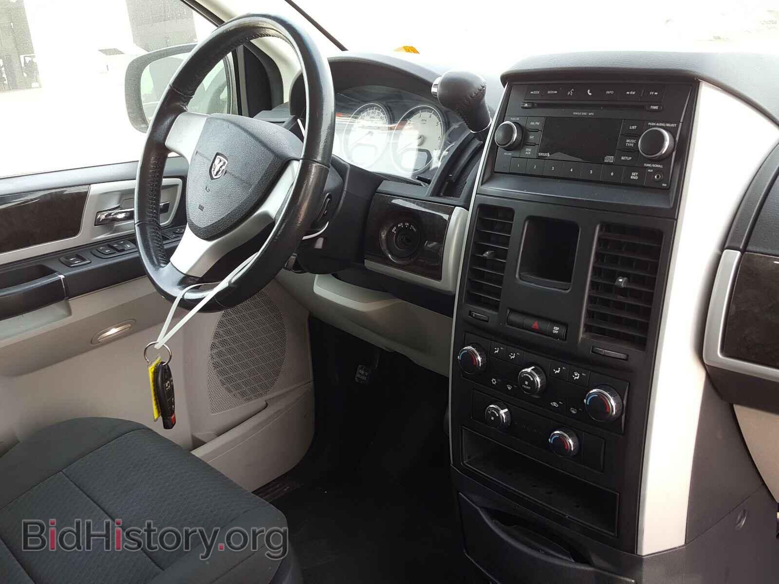 2010 DODGE CARAVAN - VIN: 2D4RN5D17AR367609 - Фото 9