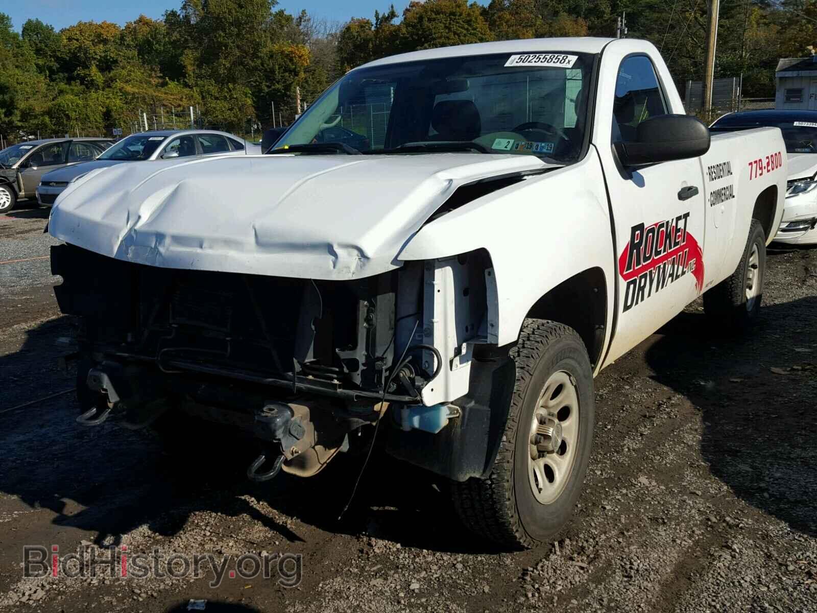 2011 CHEVROLET SILVERADO - VIN: 1GCNKPEA6BZ267958 - Фото 2