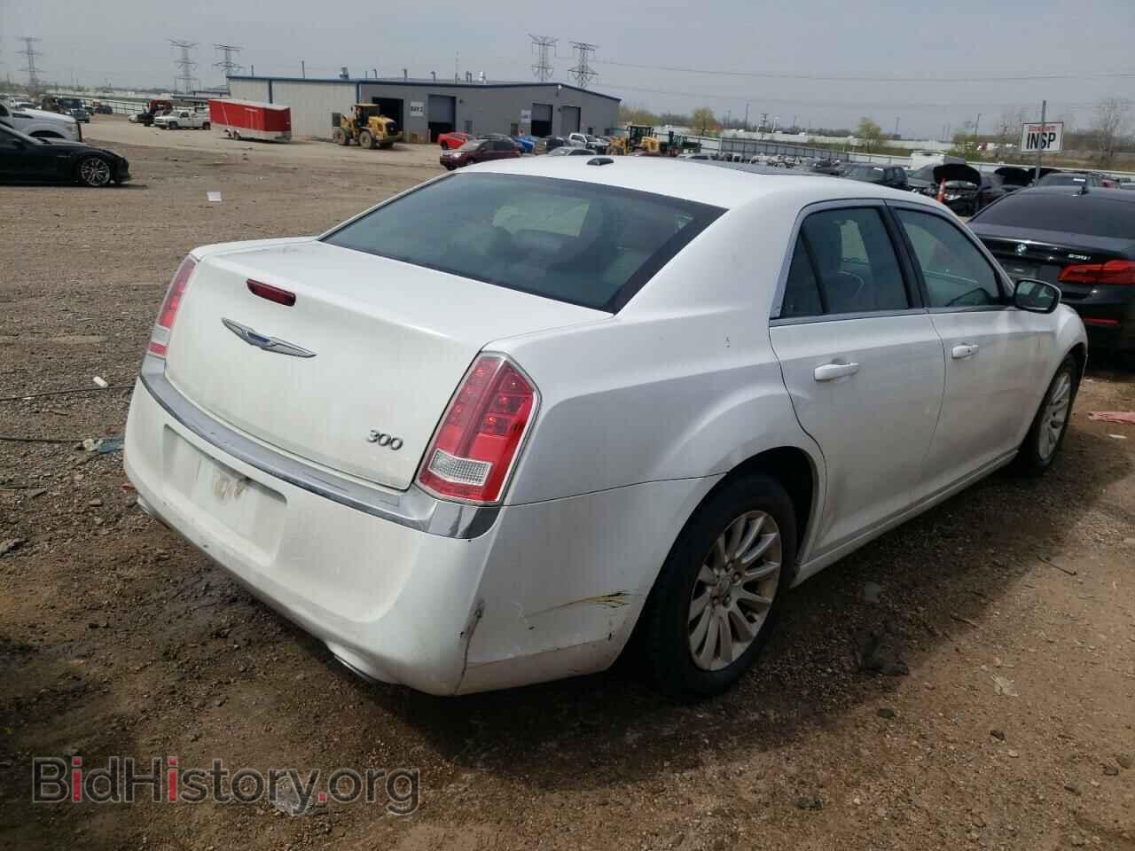 2014 CHRYSLER 300 - VIN: 2C3CCAAG1EH312874 - Фото 3