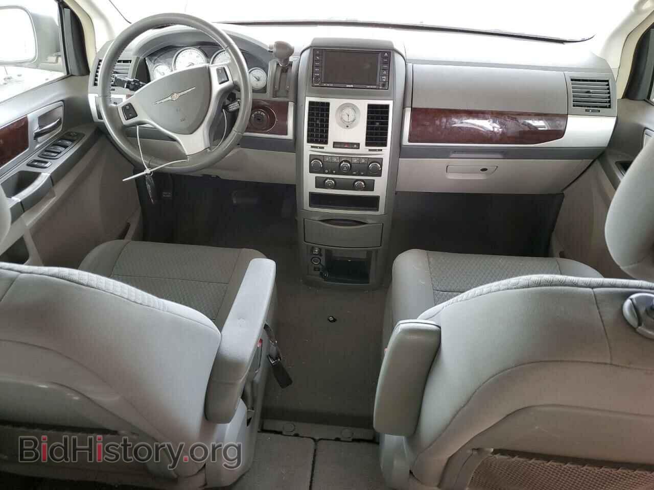 2010 CHRYSLER MINIVAN - VIN: 2A4RR5D18AR377173 - Фото 8