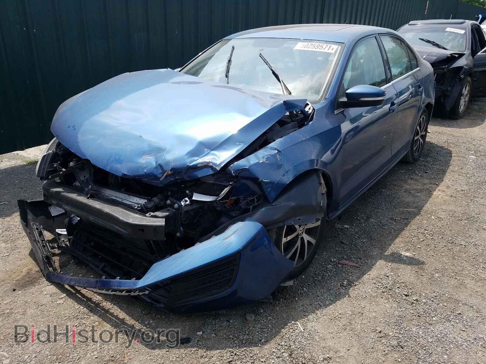 2017 VOLKSWAGEN JETTA - VIN: 3VWDB7AJ2HM394635 - Фото 2