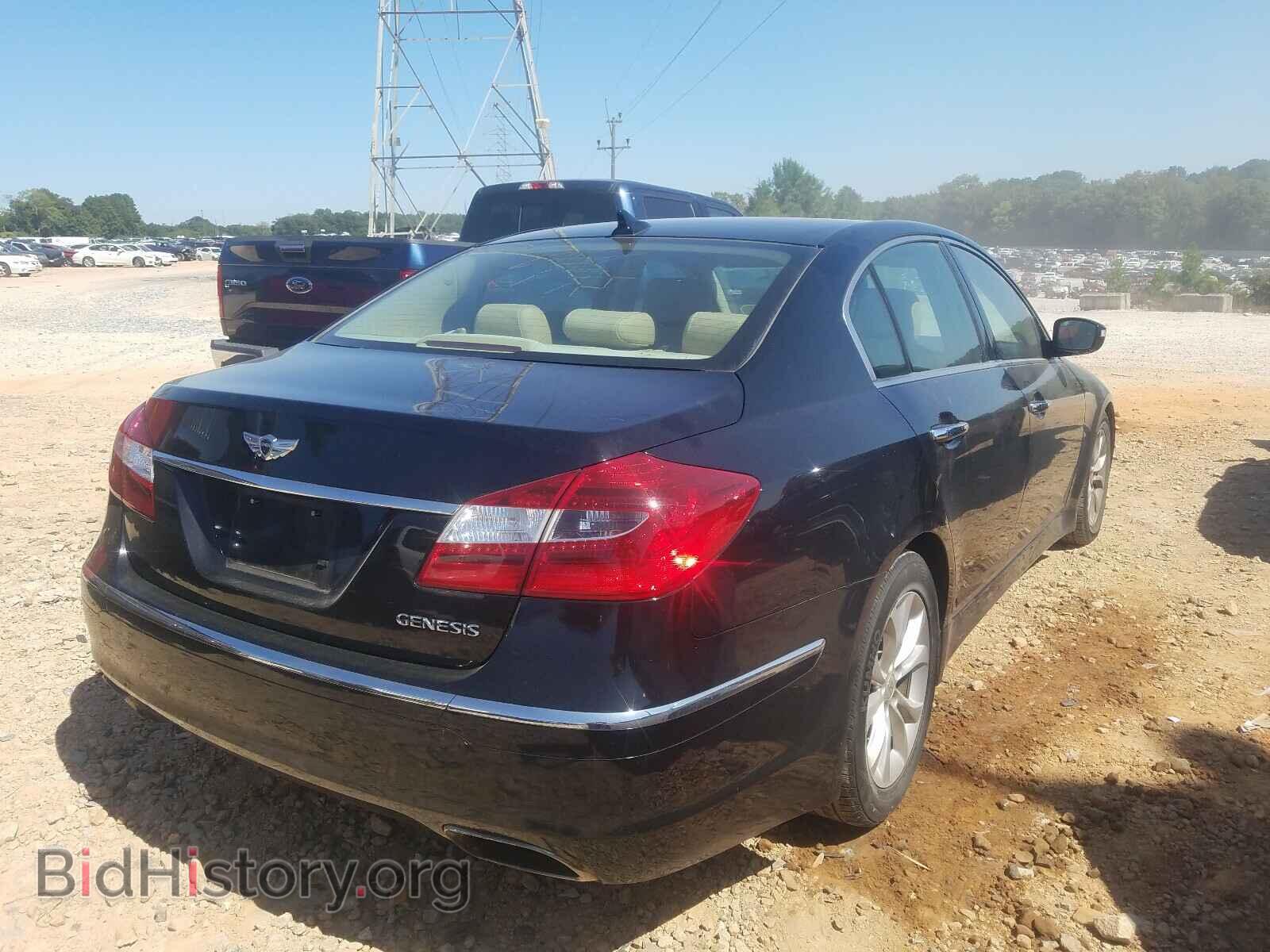 2013 HYUNDAI GENESIS - VIN: KMHGC4DD2DU215514 - Фото 4