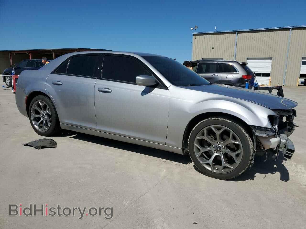 2018 CHRYSLER 300 - VIN: 2C3CCABG6JH214352 - Photo 4