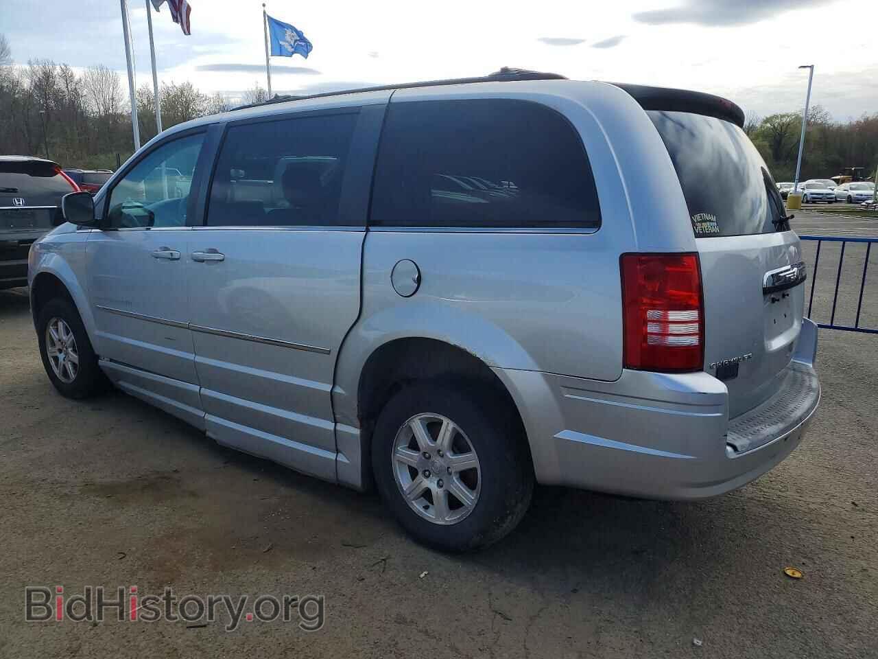2009 CHRYSLER MINIVAN - VIN: 2A8HR54119R654042 - Фото 2