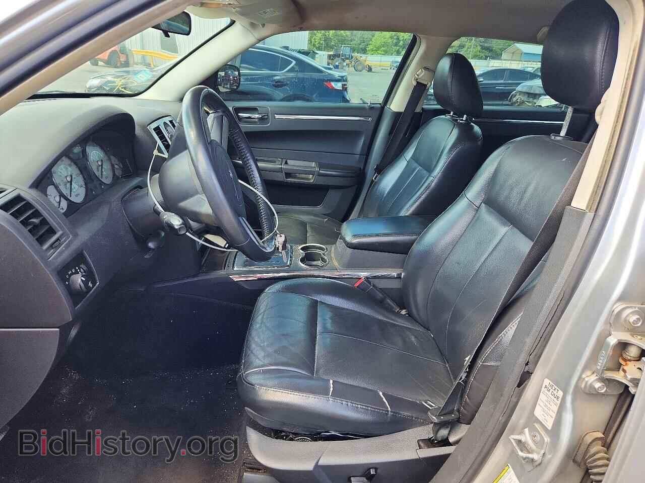 2010 CHRYSLER 300 - VIN: 2C3CA5CV2AH262943 - Фото 7