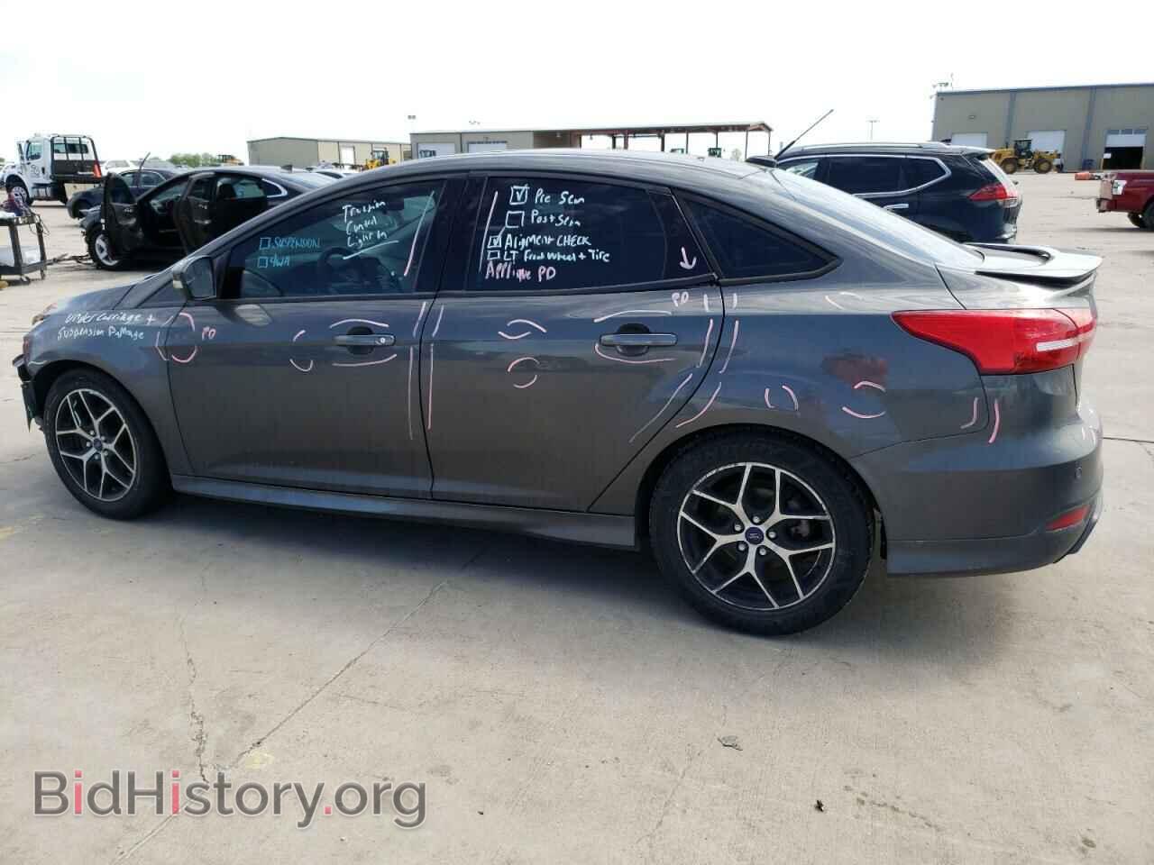 2016 FORD FOCUS - VIN: 1FADP3F2XGL227296 - Фото 2