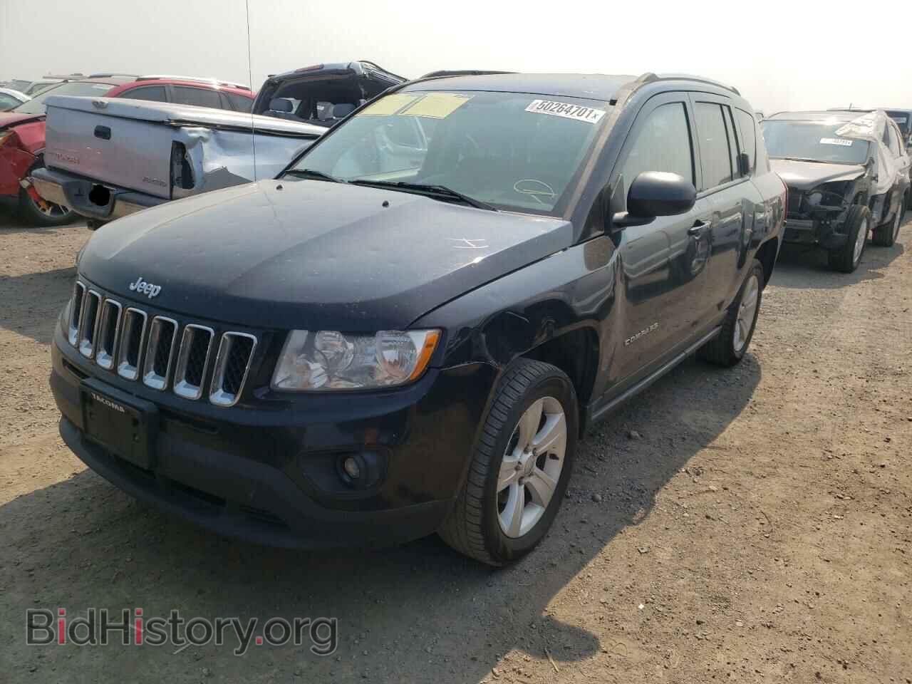 2013 JEEP COMPASS - VIN: 1C4NJDBB9DD272134 - Photo 2