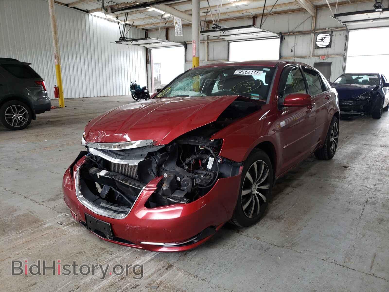 2012 CHRYSLER 200 - VIN: 1C3CCBAB9CN166495 - Фото 2