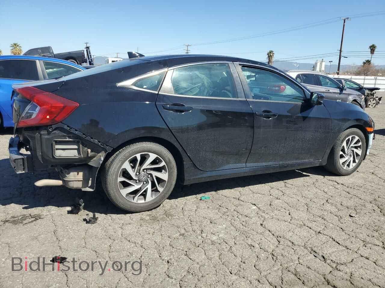 2018 HONDA CIVIC - VIN: 2HGFC2F84JH554814 - Фото 3