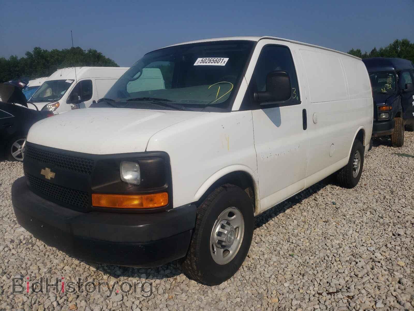 2014 CHEVROLET EXPRESS - VIN: 1GCWGFCA1E1209763 - Фото 2