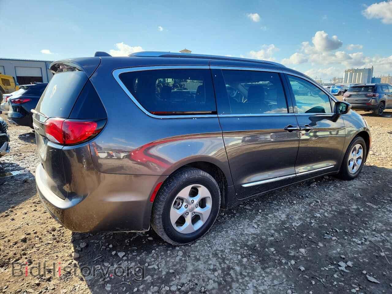 2017 CHRYSLER PACIFICA - VIN: 2C4RC1EG5HR757486 - Photo 3