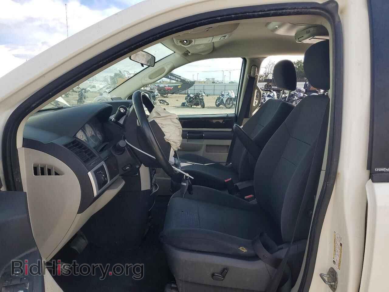 2010 DODGE CARAVAN - VIN: 2D4RN5D10AR205000 - Фото 7