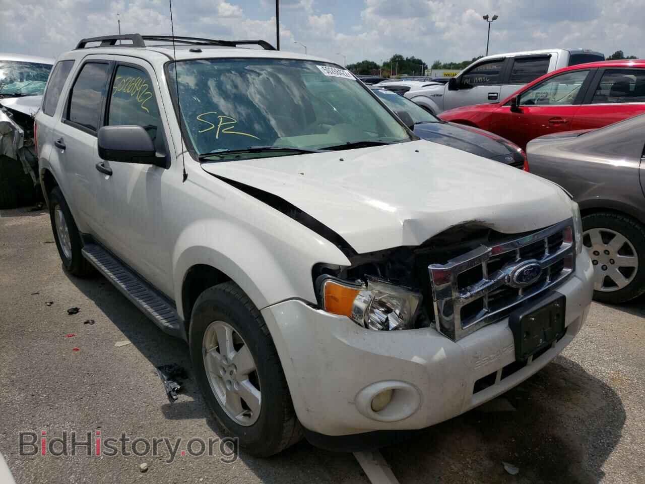 Фотография 1FMCU0D76CKA06978 - FORD ESCAPE 2012