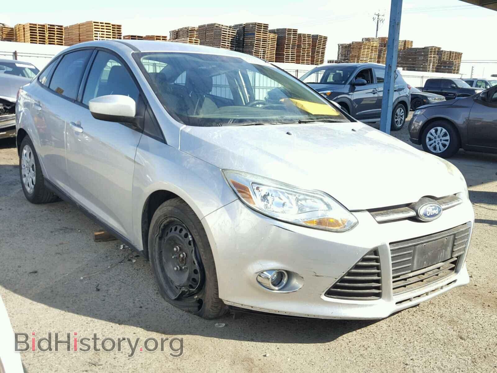 Photo 1FAHP3F20CL316208 - FORD FOCUS SE 2012