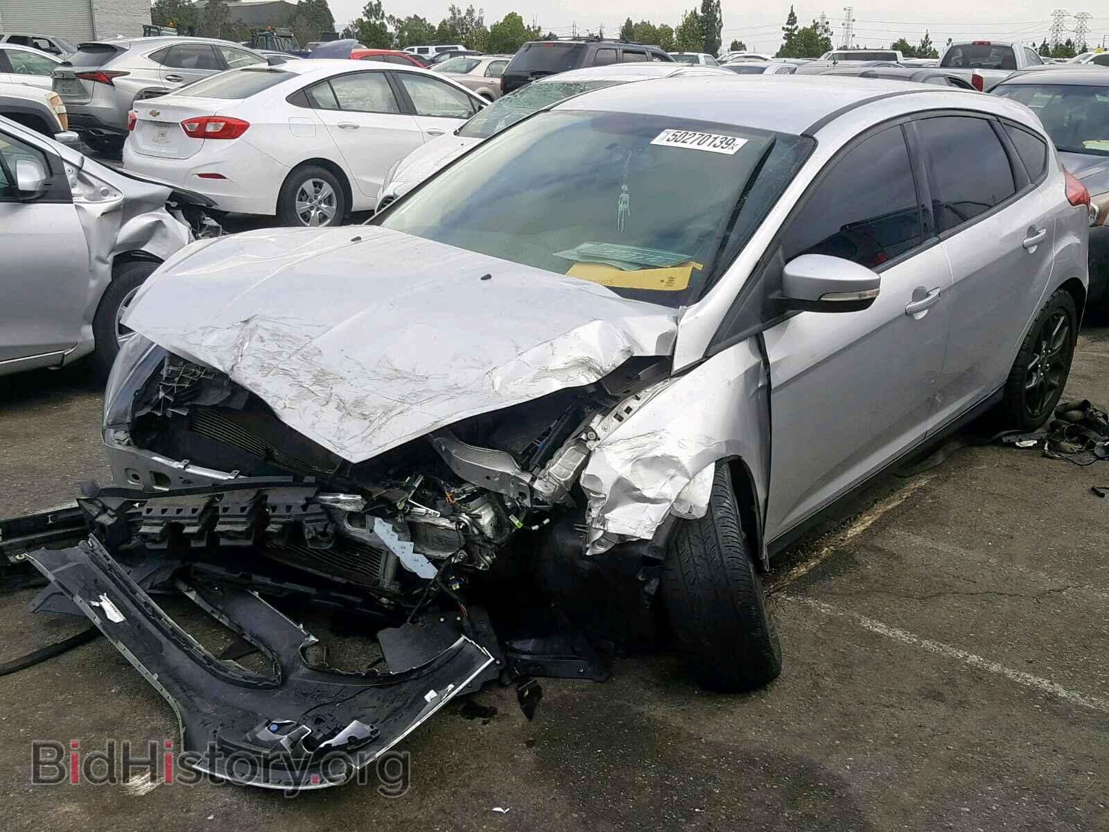 2016 FORD FOCUS SE - VIN: 1FADP3K22GL321453 - Фото 2