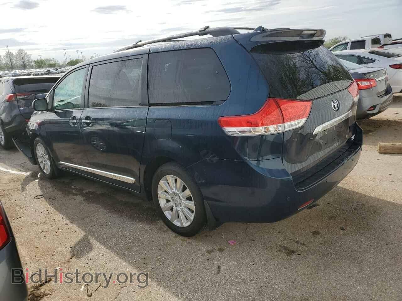 2011 TOYOTA All Models - VIN: 5TDDK3DC9BS018658 - Фото 2
