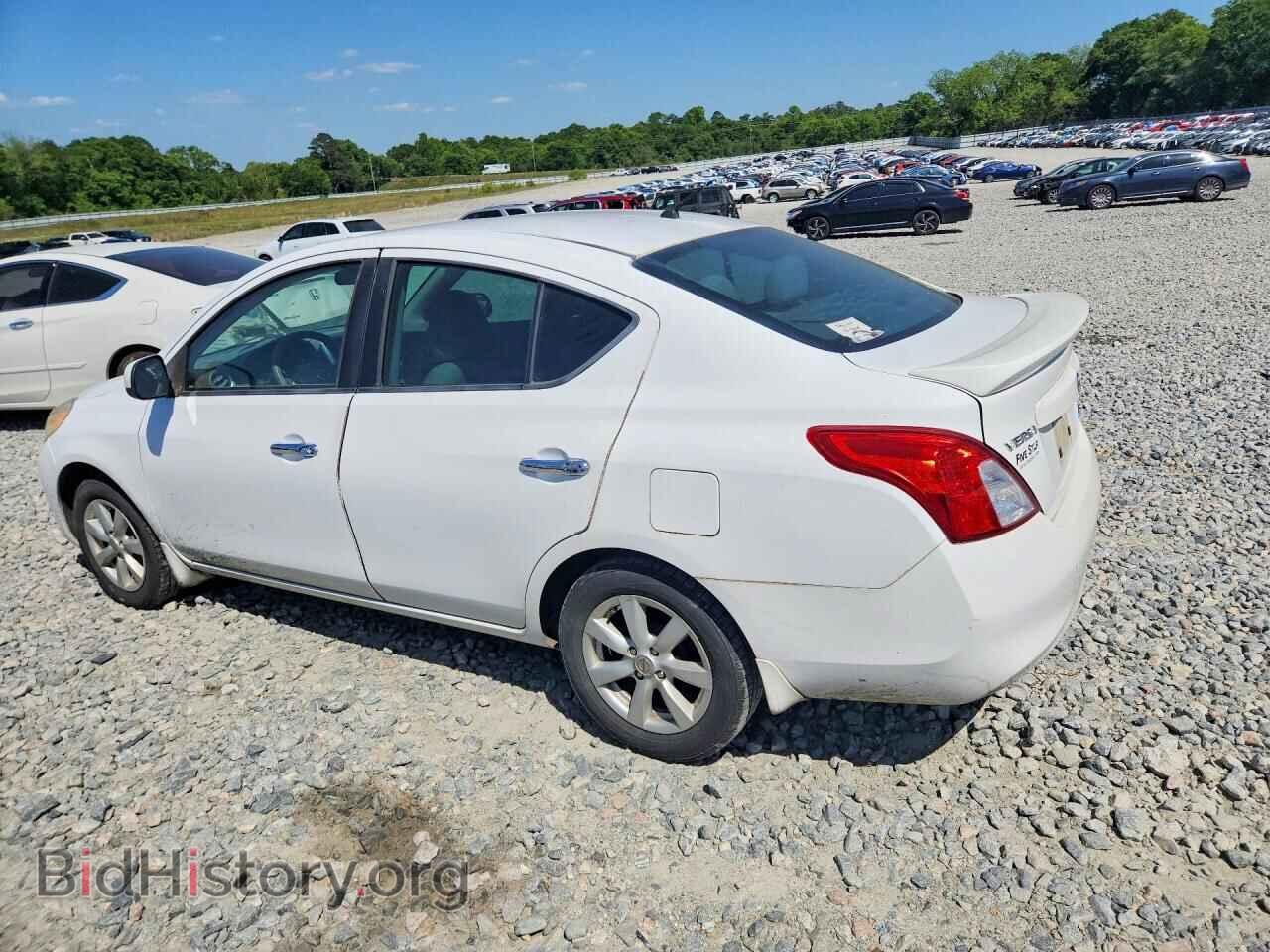 2014 NISSAN VERSA - VIN: 3N1CN7AP9EL843338 - Фото 2