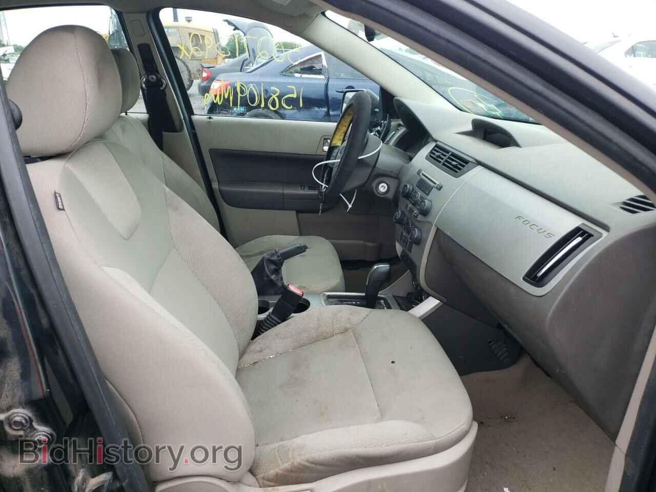 2009 FORD FOCUS - VIN: 1FAHP36NX9W194801 - Photo 5