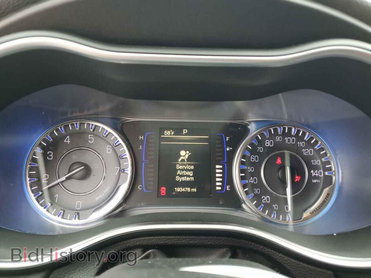 2016 CHRYSLER 200 - VIN: 1C3CCCAB9GN158912 - Фото 9
