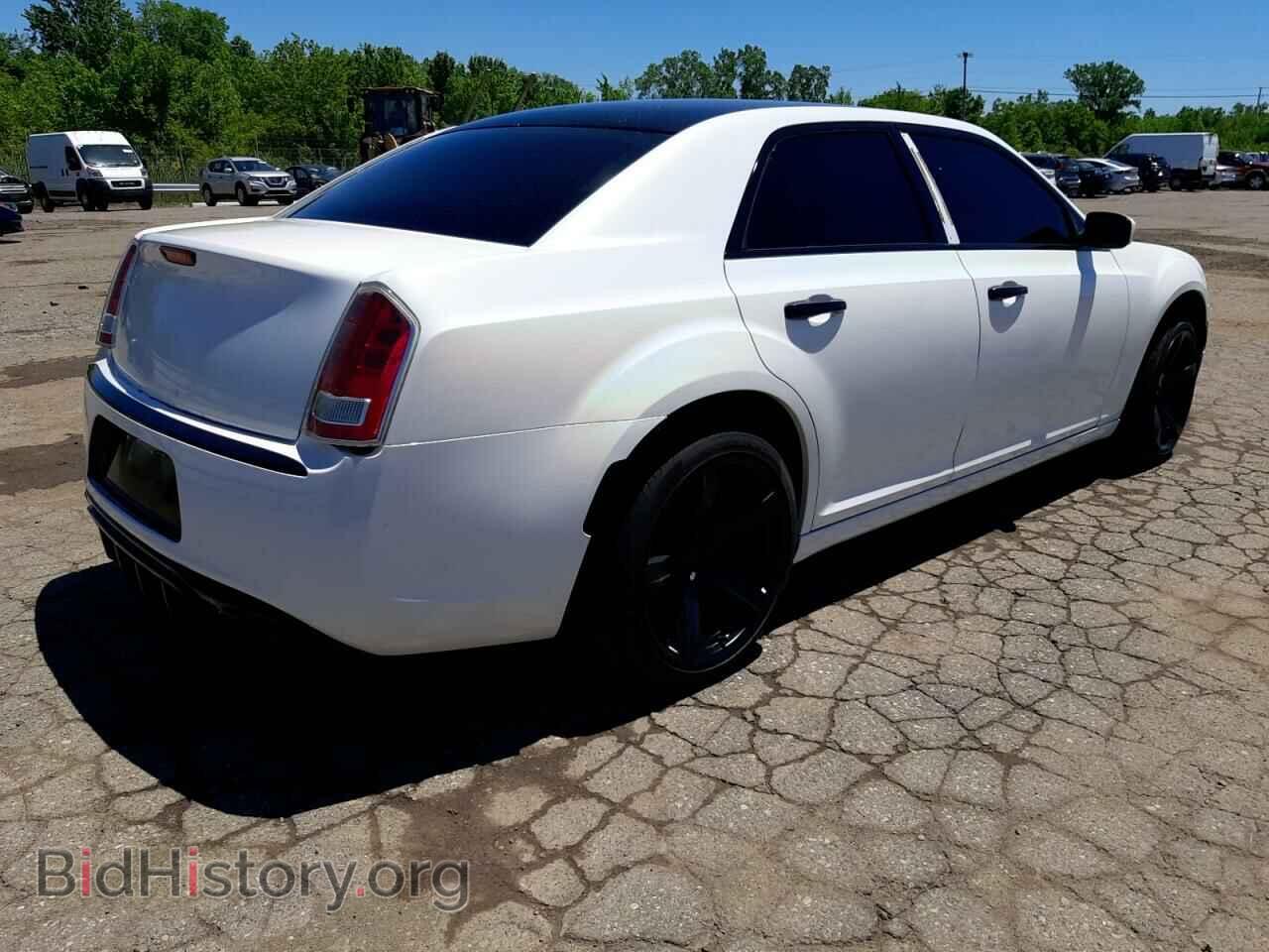 2012 CHRYSLER 300 - VIN: 2C3CCABG8CH143884 - Фото 4