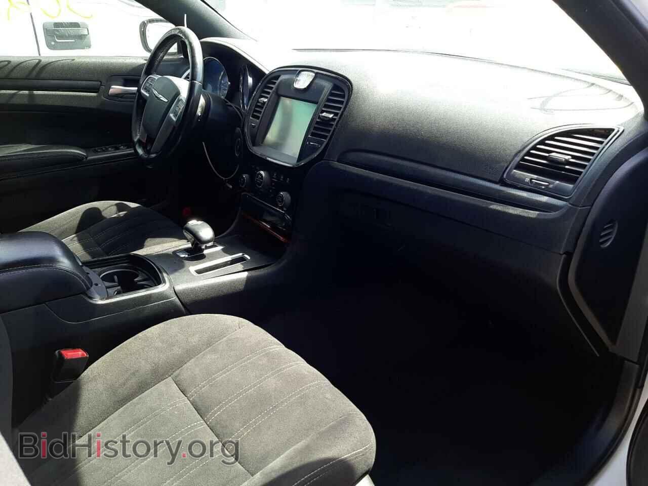 2012 CHRYSLER 300 - VIN: 2C3CCABG8CH143884 - Фото 5