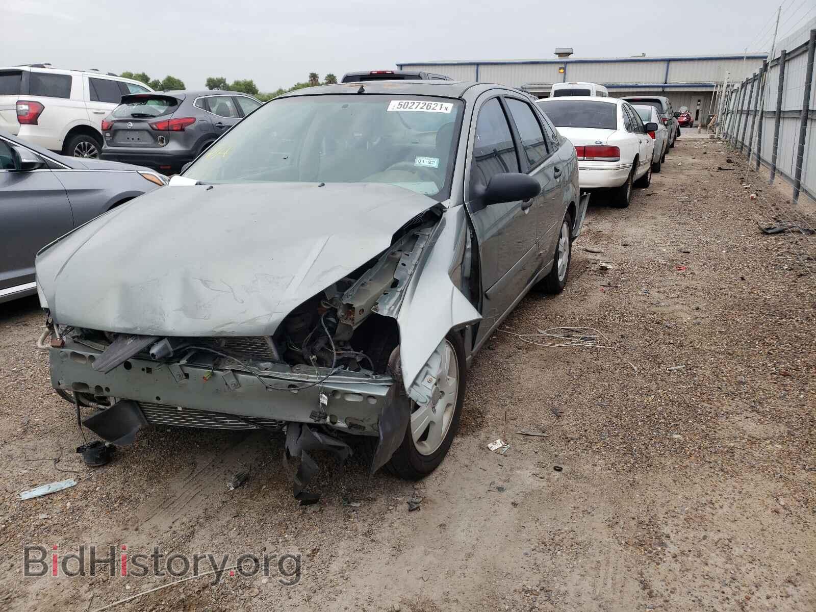 2006 FORD FOCUS - VIN: 1FAHP34N86W194374 - Фото 2