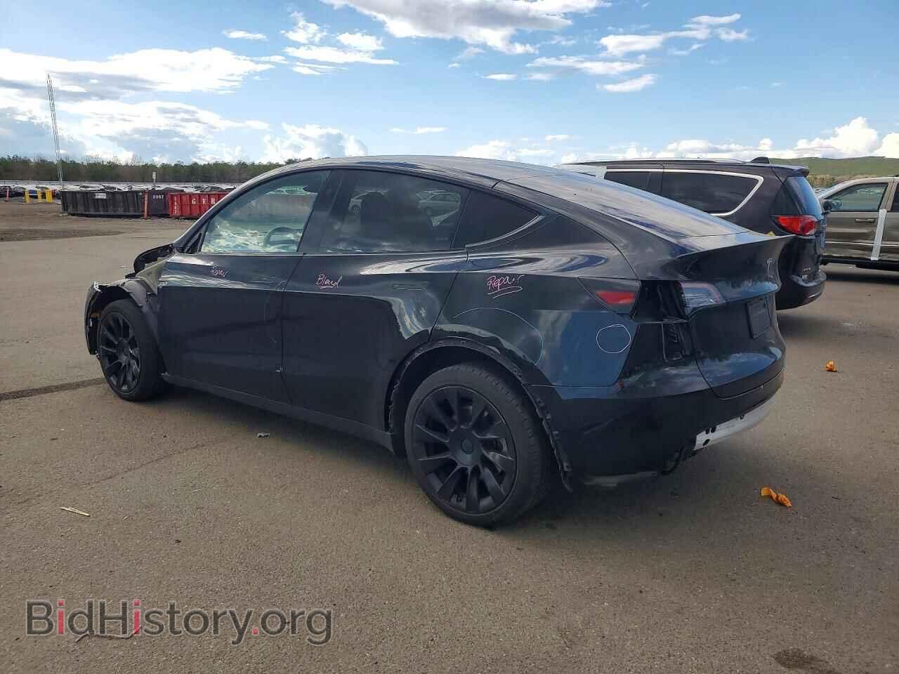 2023 TESLA MODEL Y - VIN: 7SAYGDEE2PF834098 - Фото 2