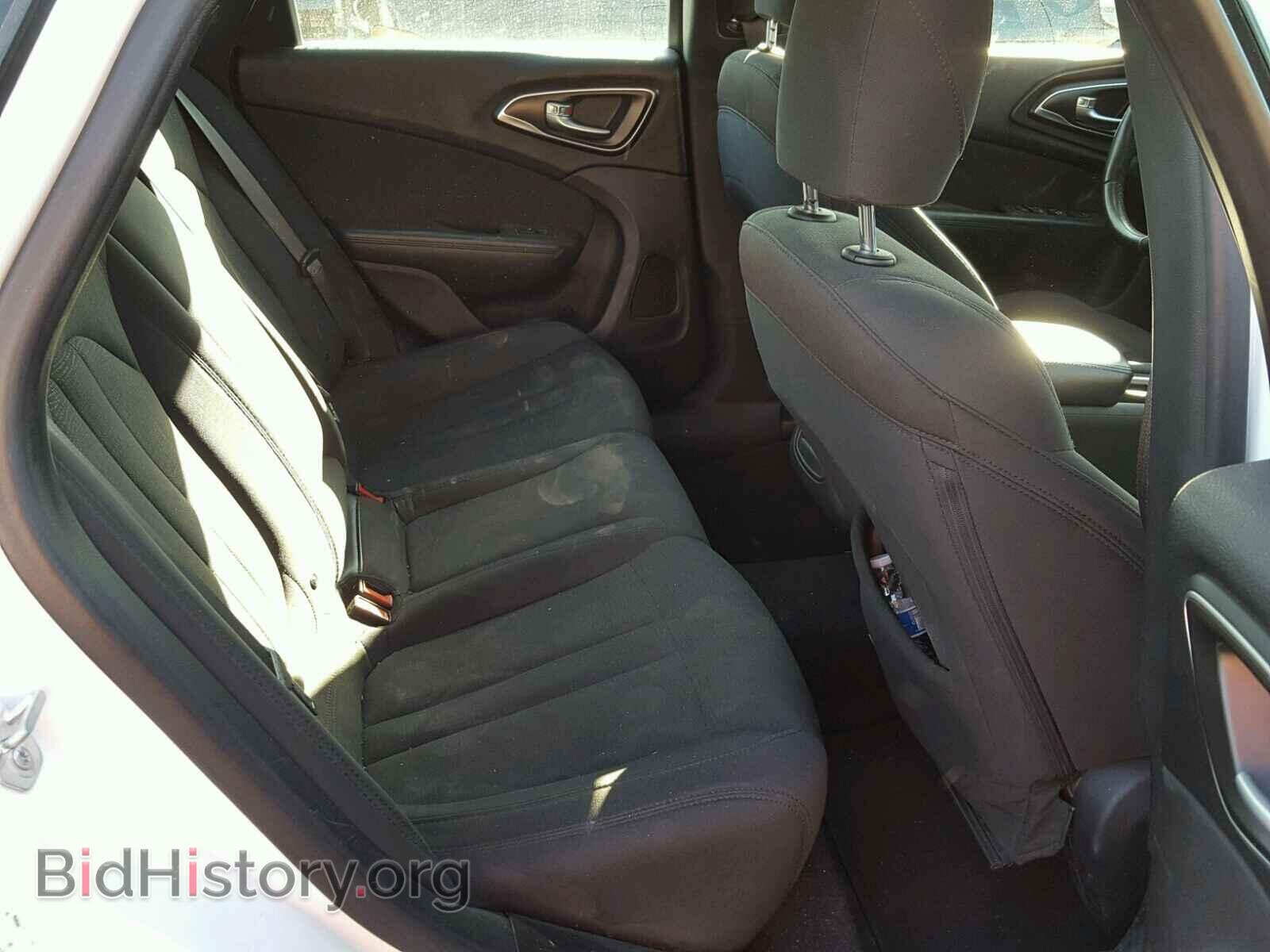 2016 CHRYSLER 200 - VIN: 1C3CCCAB3GN161787 - Фото 6