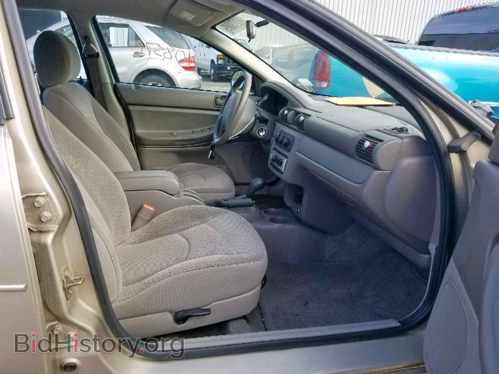 2004 CHRYSLER SEBRING - VIN: 1C3EL46X74N152623 - Фото 5