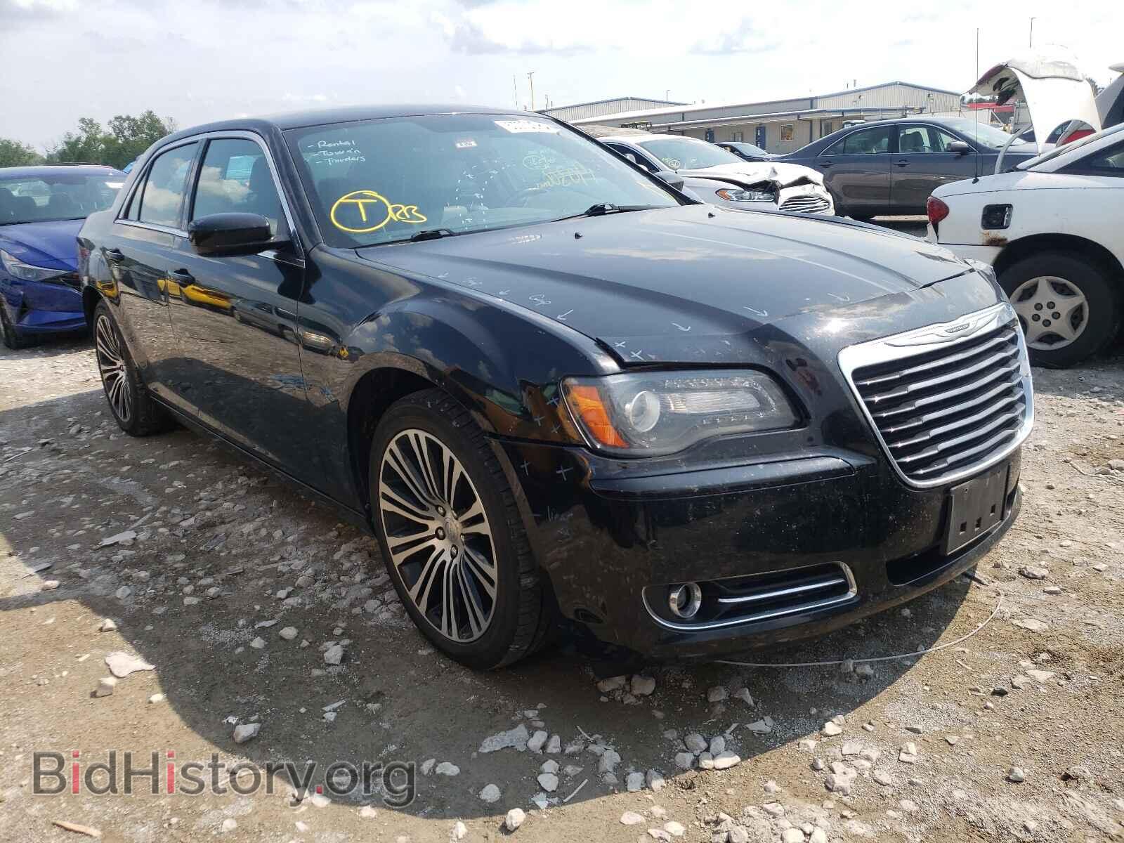 Фотография 2C3CCABG6DH504904 - CHRYSLER 300 2013