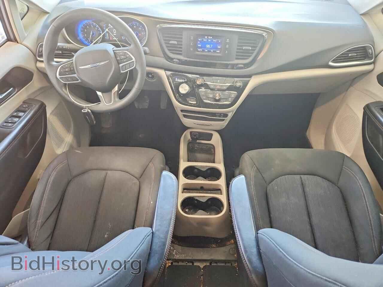 2017 CHRYSLER PACIFICA - VIN: 2C4RC1CG1HR501624 - Photo 8